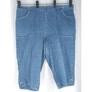 Just My Size Classic‎ Capri Pants Wms Plus Size 2X (18/20) Medium Wash Blue Jean